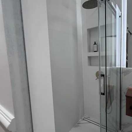 Ixia Apartment